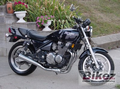 1990 Kawasaki ZR 550B Zephyr photo